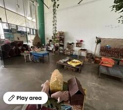 Infinite Studios (D5), Retail #626378711